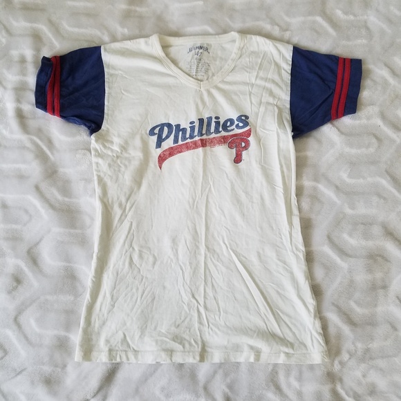 womens vintage phillies shirt